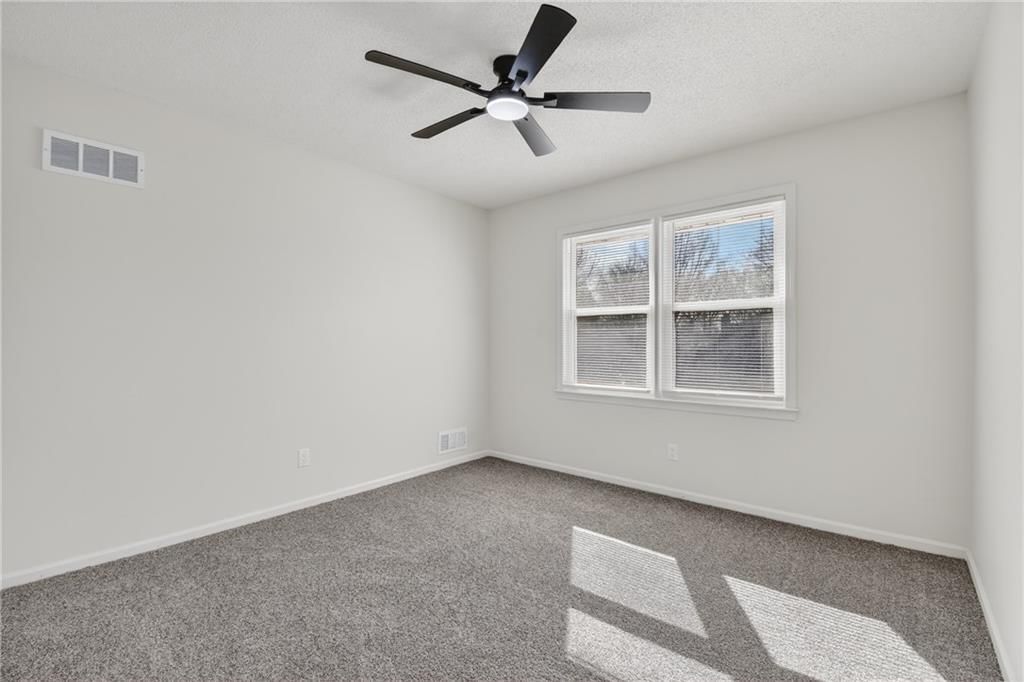 308 SE Richardson Place — photo 21