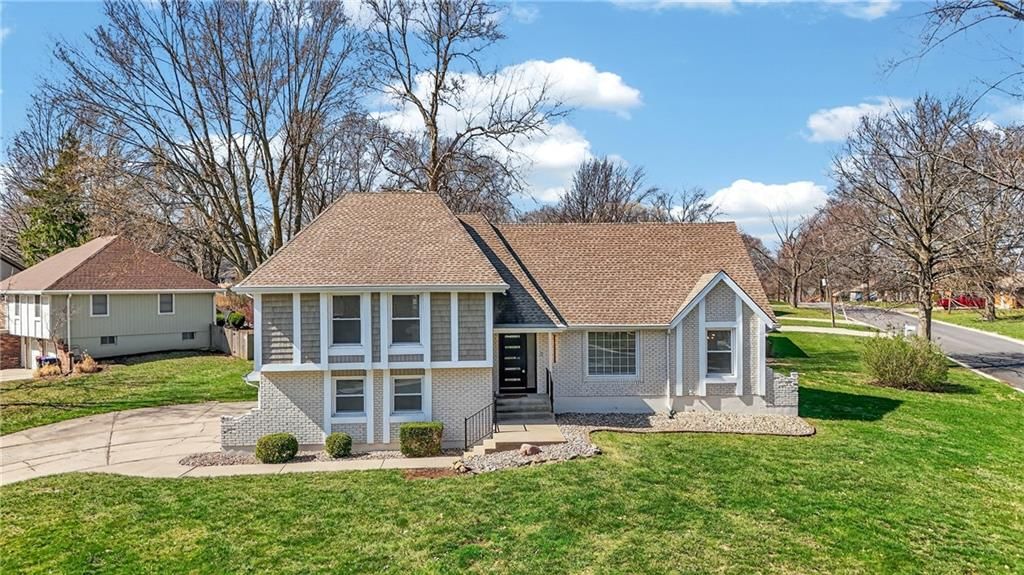 308 SE Richardson Place — photo 38