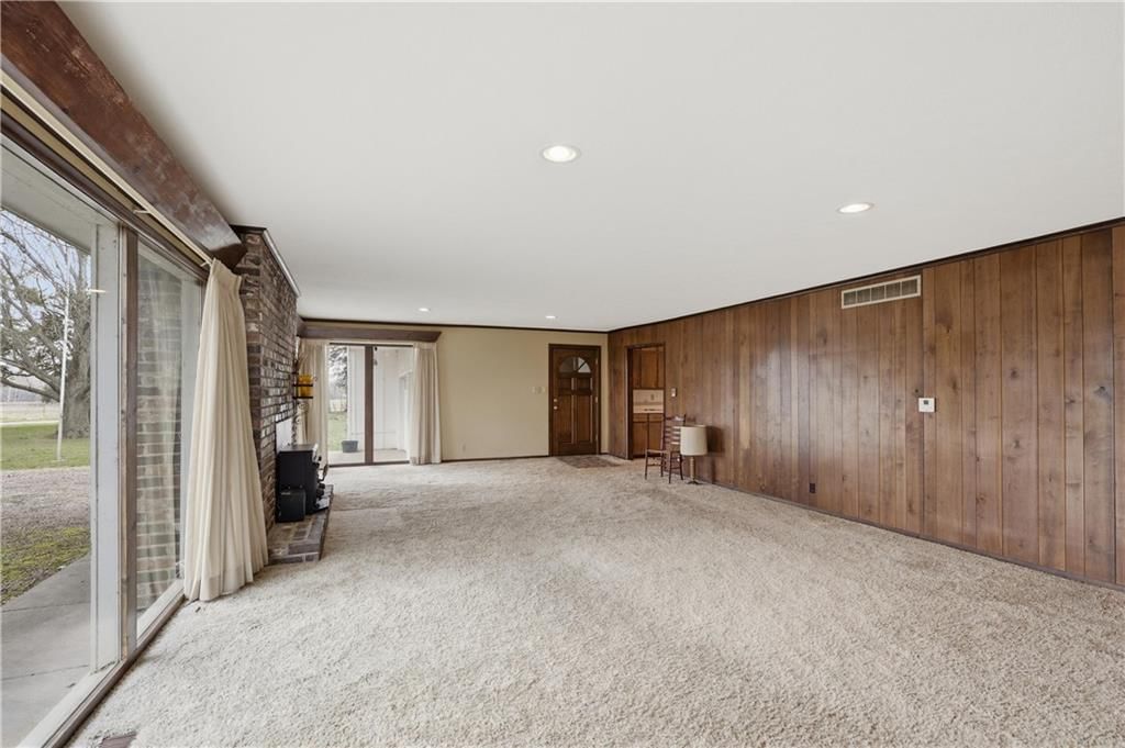 1074 S 240th Street — photo 9