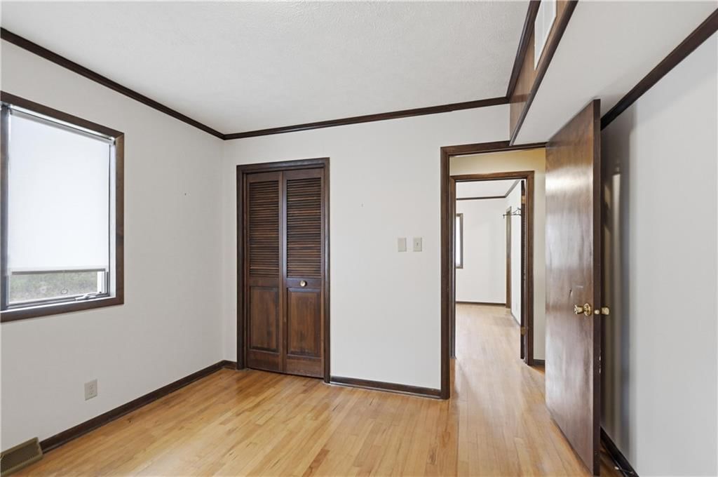 1074 S 240th Street — photo 27