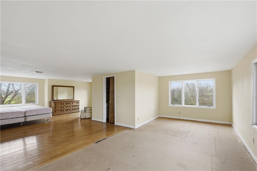 1074 S 240th Street — photo 32