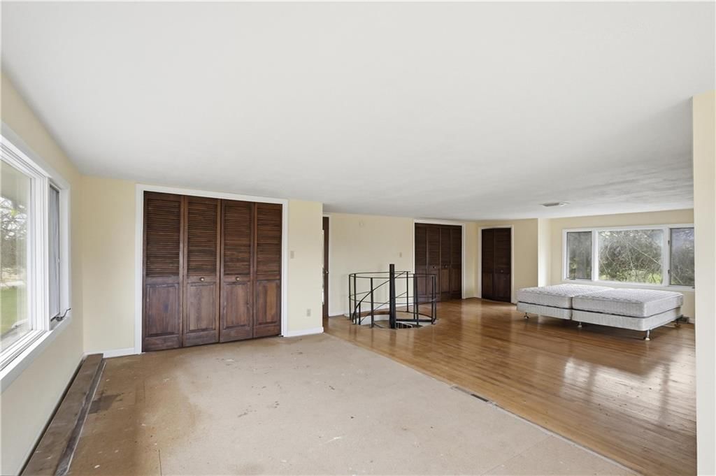 1074 S 240th Street — photo 34