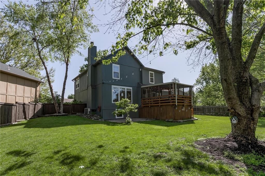 991 N Marion Street — photo 32