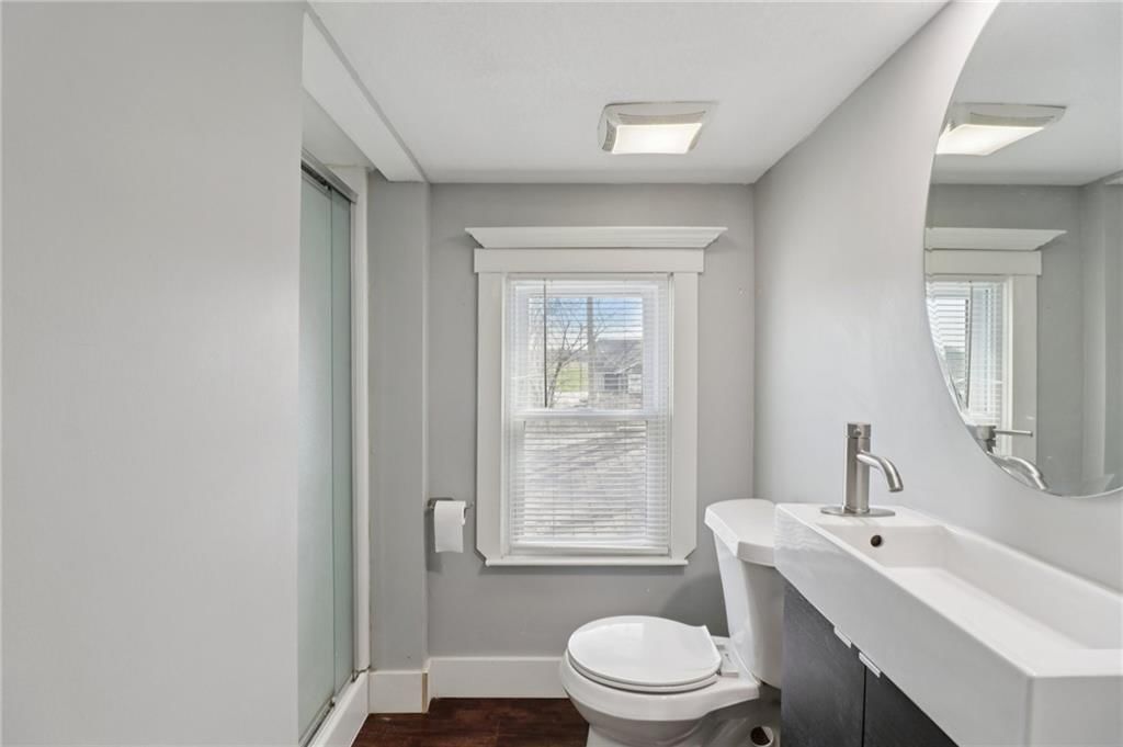 116 W 3rd Street — photo 16