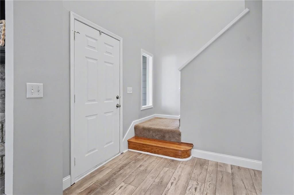 404 Jane Court — photo 5