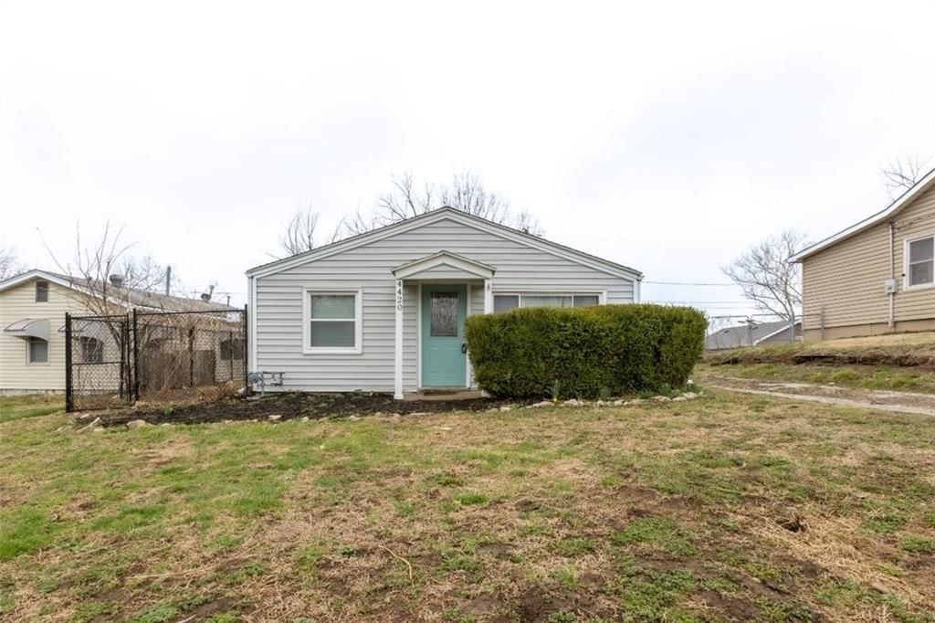 4420 N Jackson Avenue, Kansas City, MO