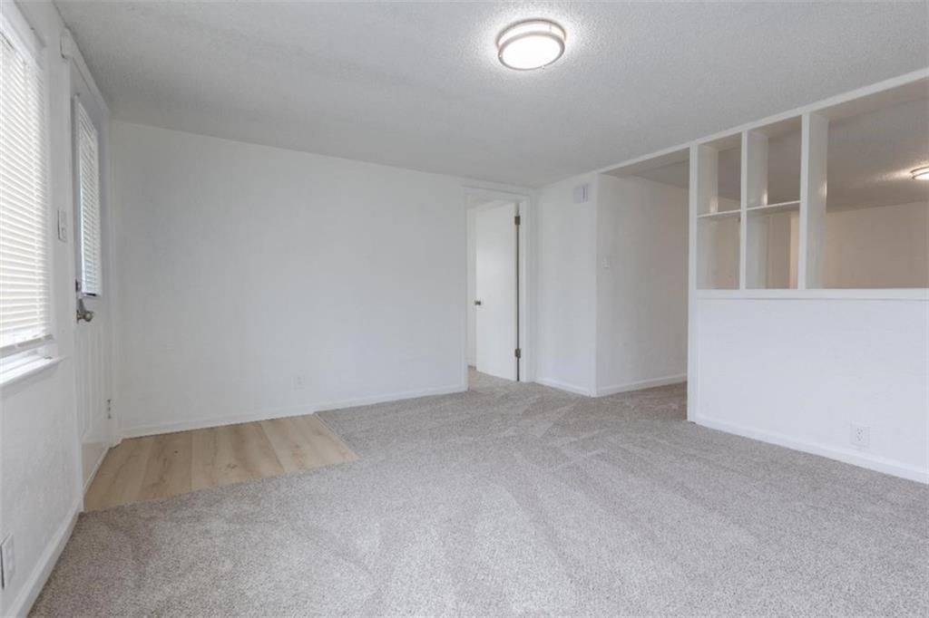 4420 N Jackson Avenue — photo 4