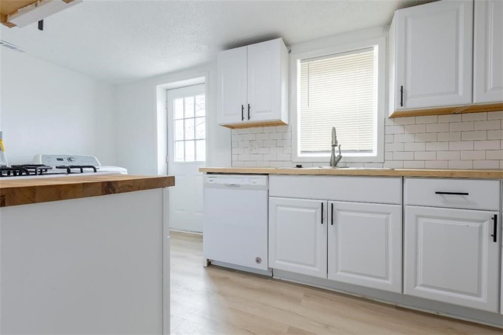 4420 N Jackson Avenue — photo 10