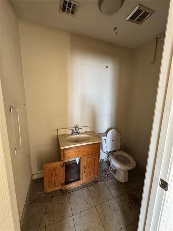 1708 W 5TH Street — photo 16