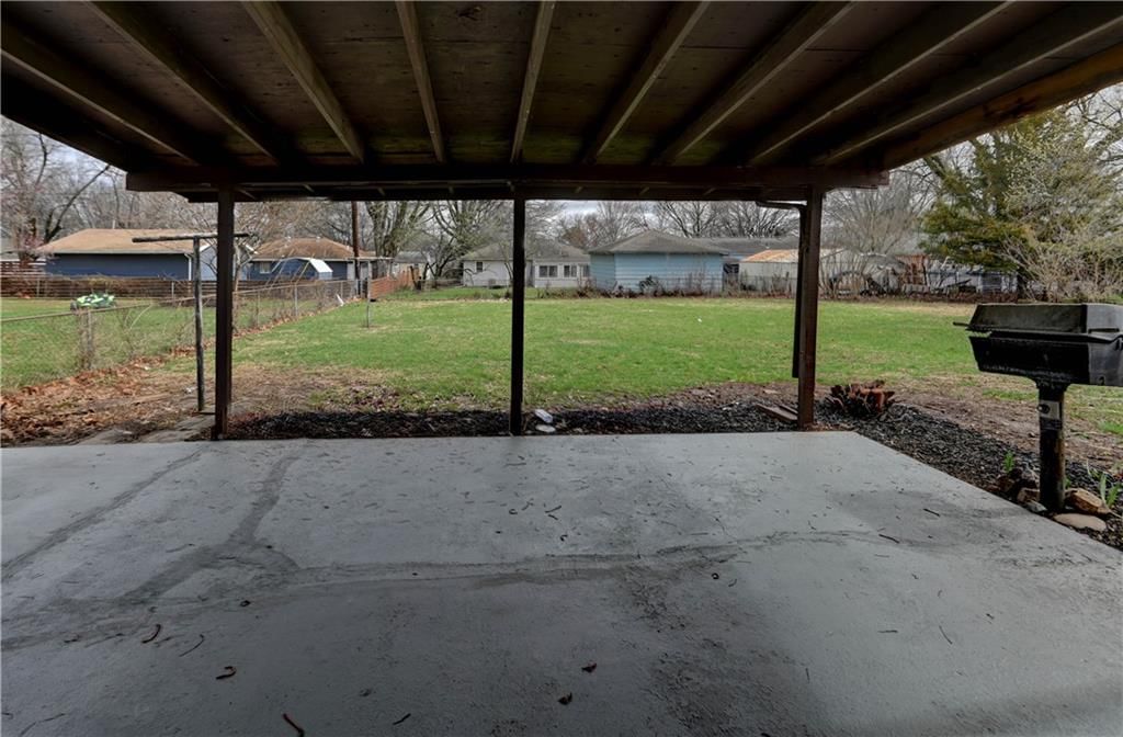602 SW 15th Street — photo 5