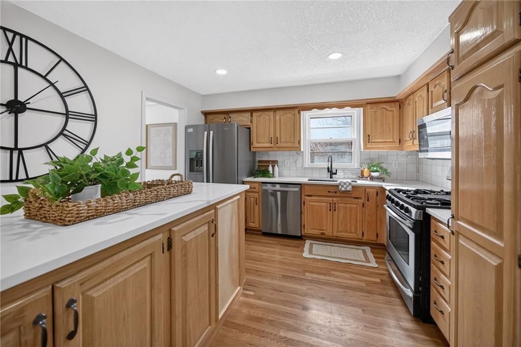 1809 S Arrowhead Drive — photo 9