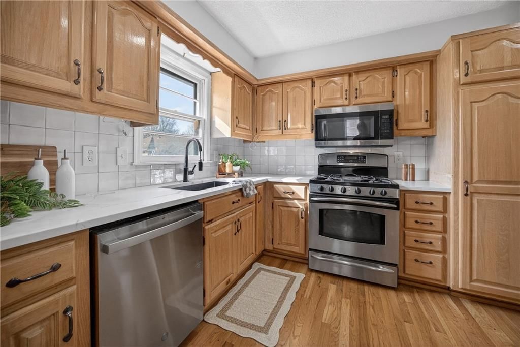 1809 S Arrowhead Drive — photo 10