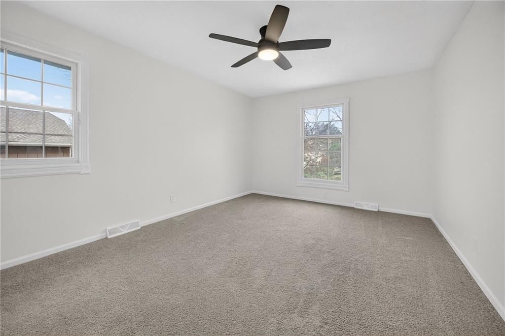 1809 S Arrowhead Drive — photo 21