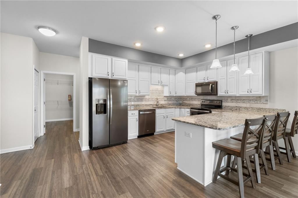 2651 NW Barry Road — photo 8