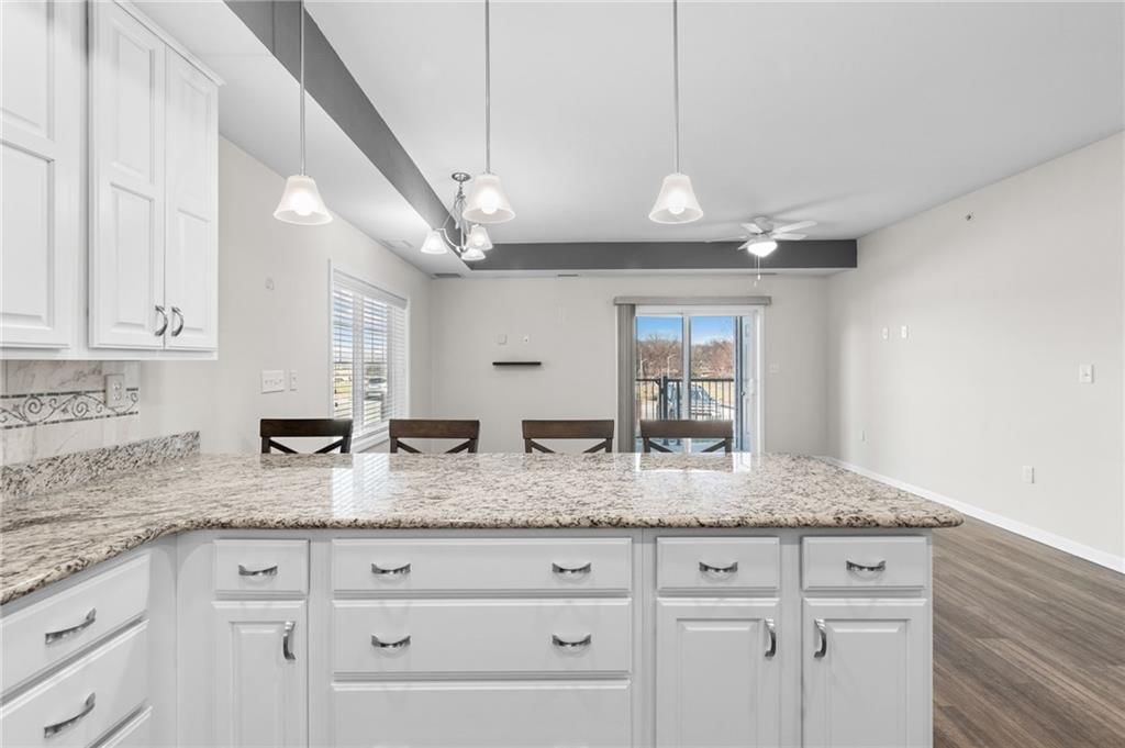 2651 NW Barry Road — photo 10