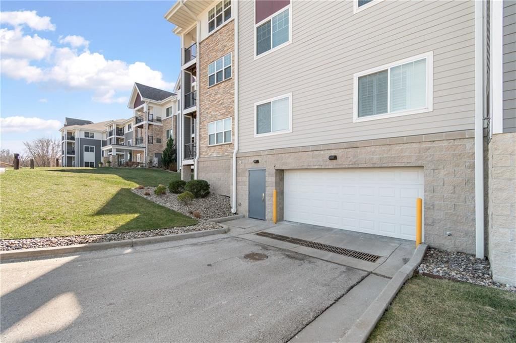 2651 NW Barry Road — photo 37