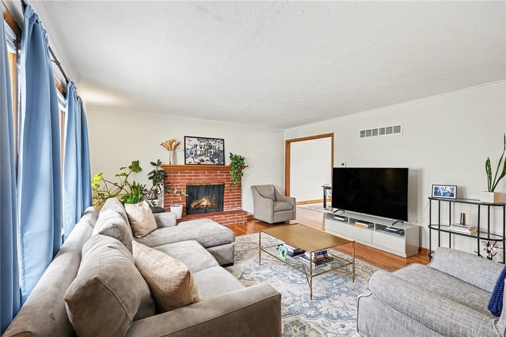 7711 Grand Avenue — photo 4