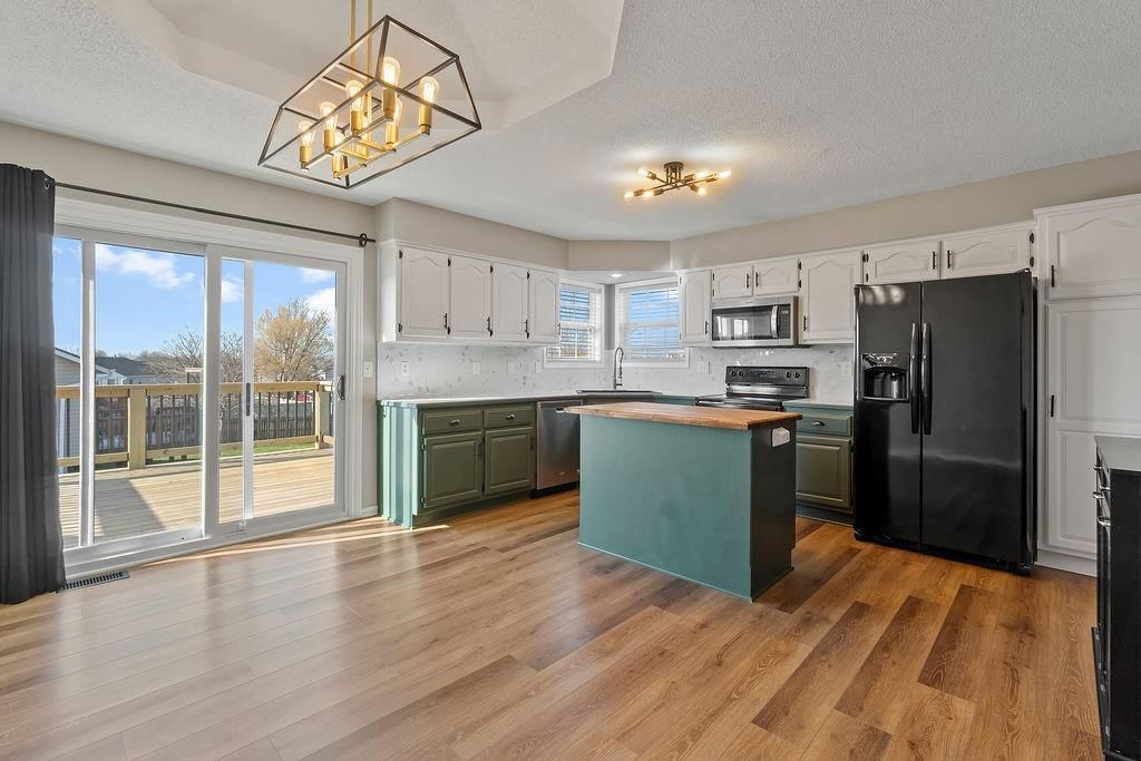405 Sunny Lane — photo 8