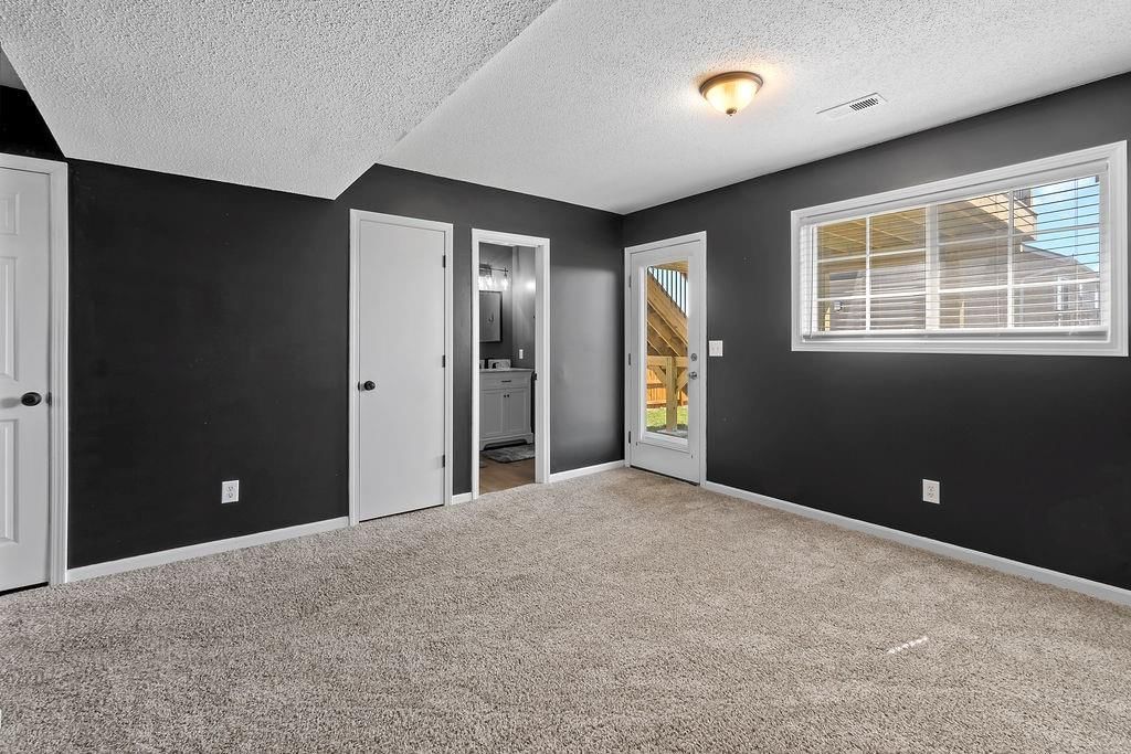 405 Sunny Lane — photo 26
