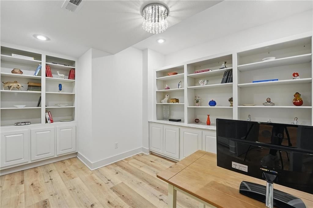 6112 N Mattox Road — photo 33
