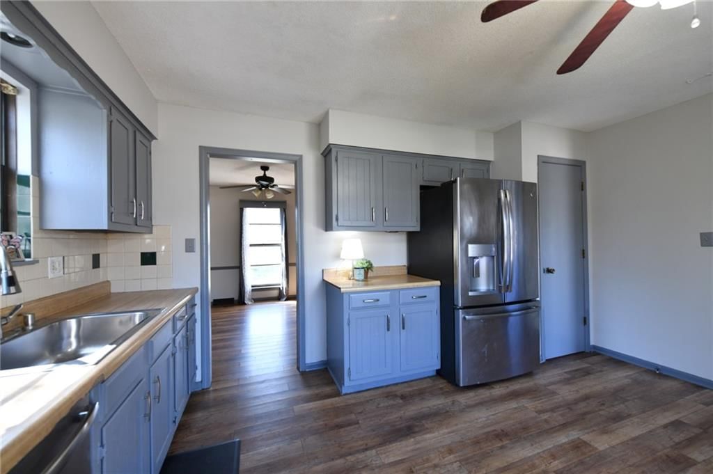 8211 W 57th Street — photo 3