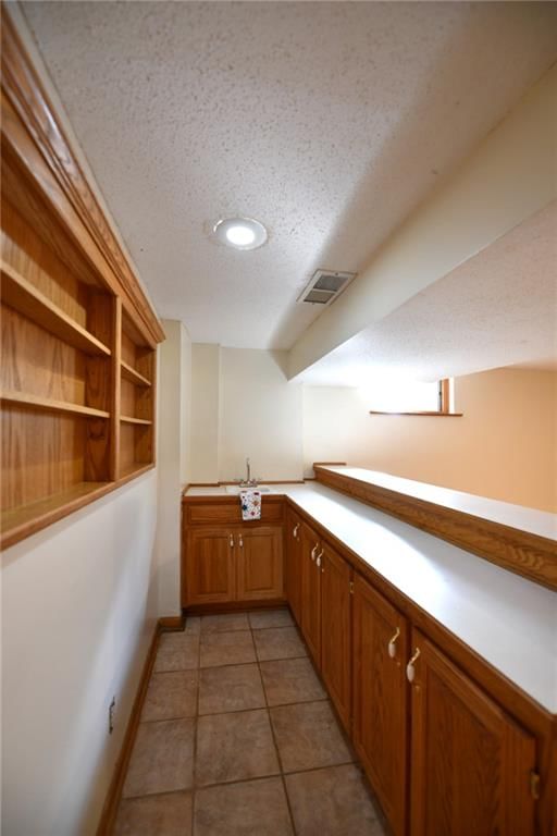 8211 W 57th Street — photo 12