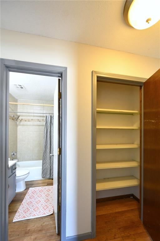 8211 W 57th Street — photo 16