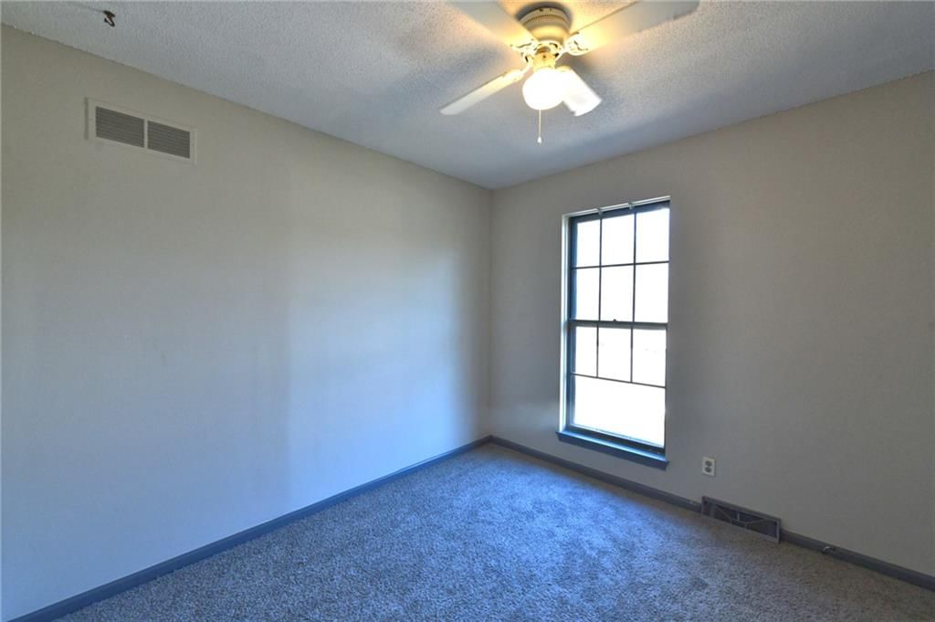 8211 W 57th Street — photo 18