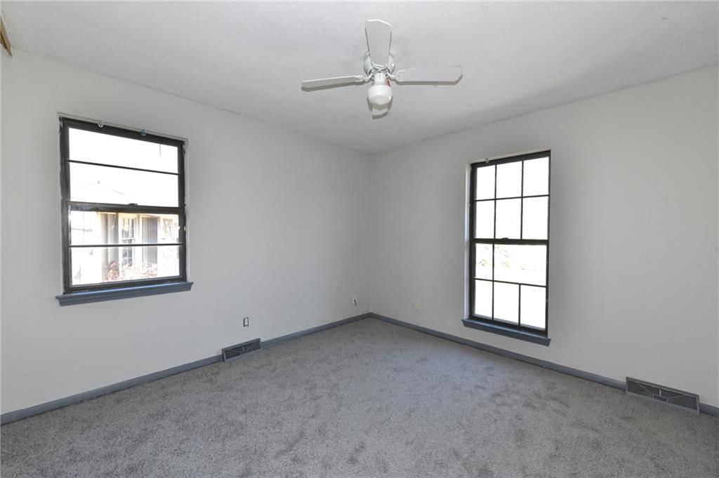 8211 W 57th Street — photo 25
