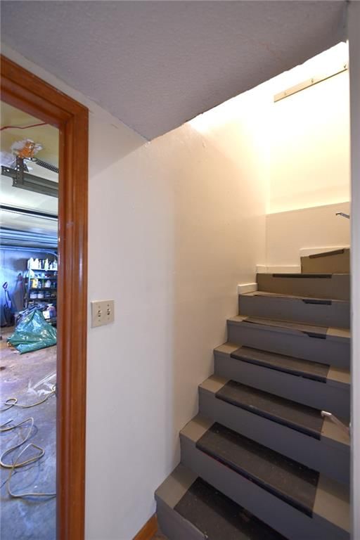 8211 W 57th Street — photo 27