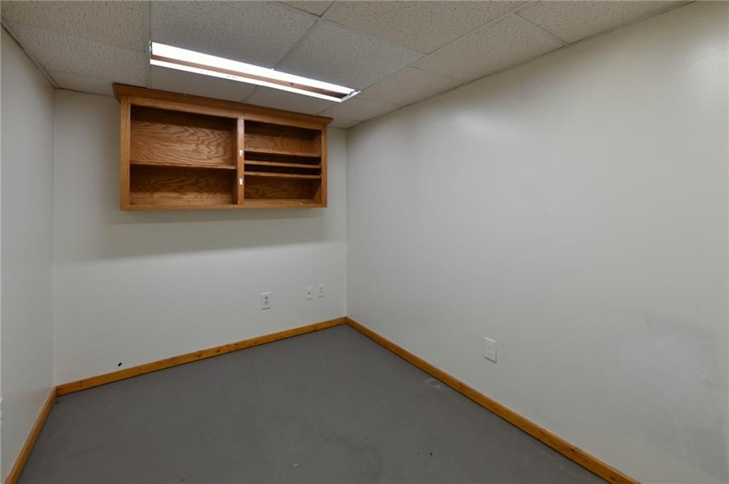 8211 W 57th Street — photo 29