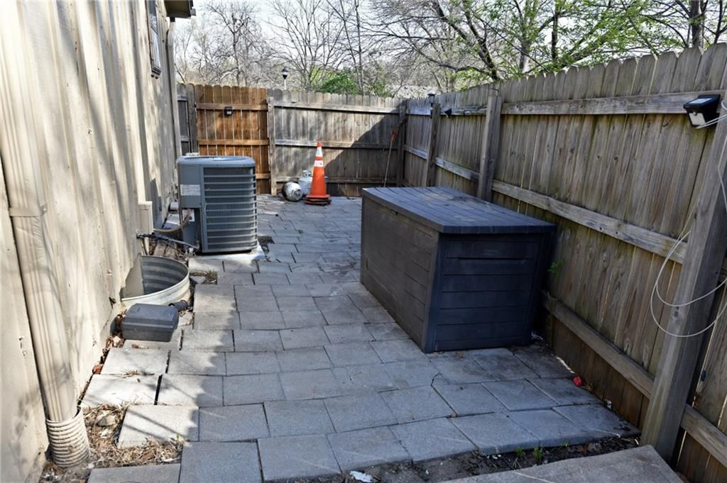 8211 W 57th Street — photo 42