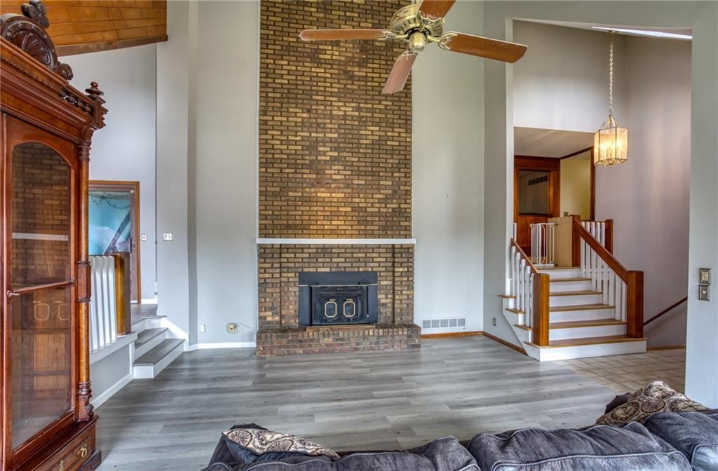 16025 Meadow Lane — photo 3