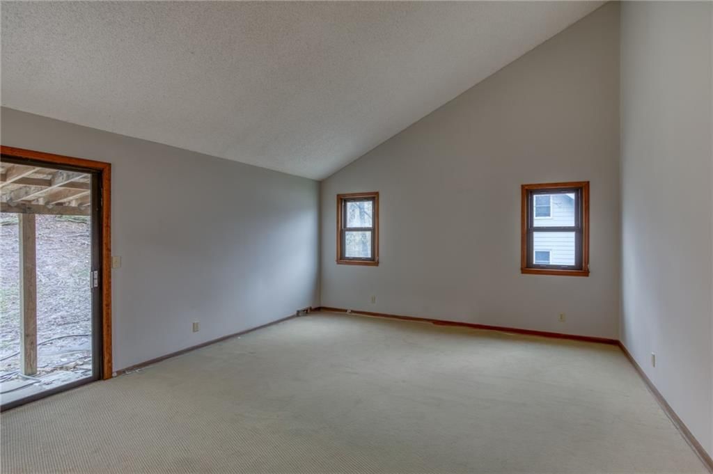 16025 Meadow Lane — photo 10