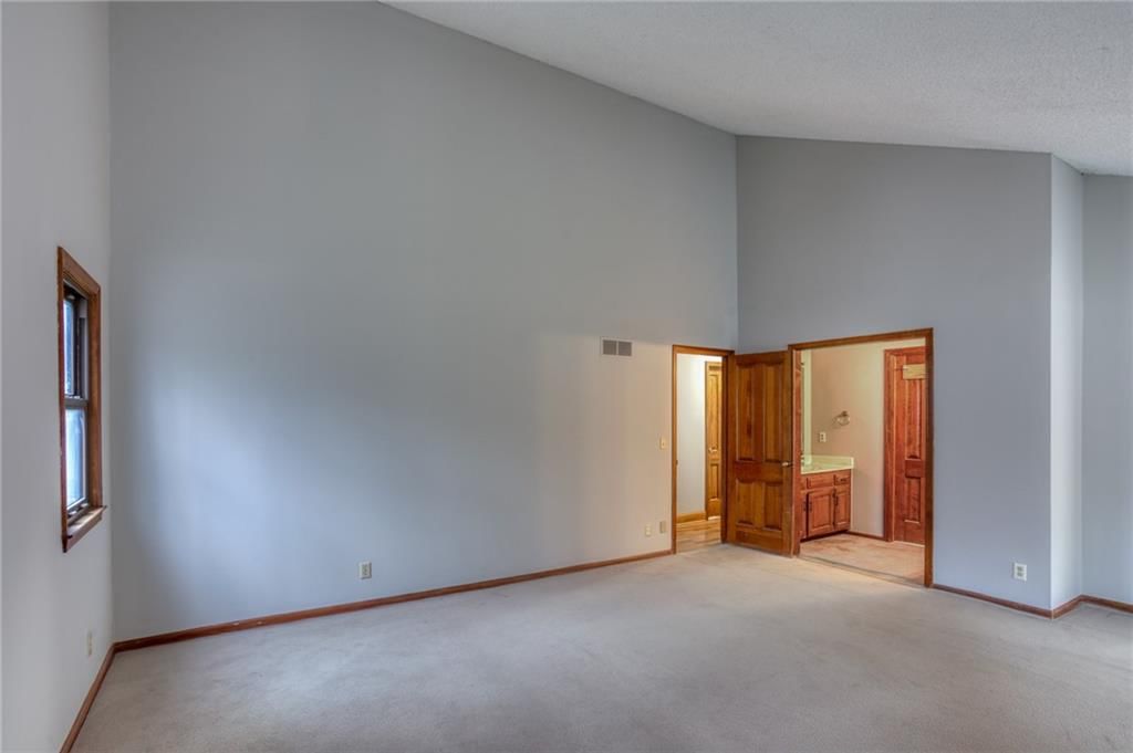 16025 Meadow Lane — photo 11