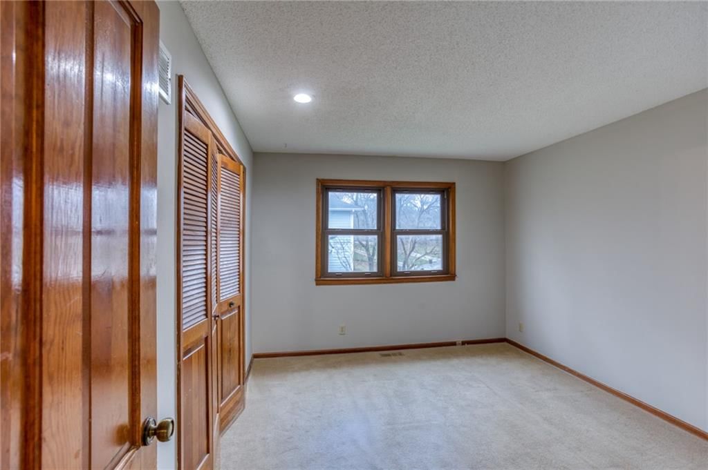 16025 Meadow Lane — photo 14