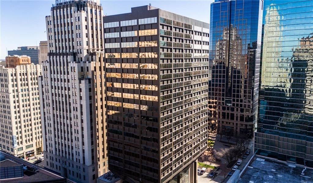 1101 Walnut Street — photo 2
