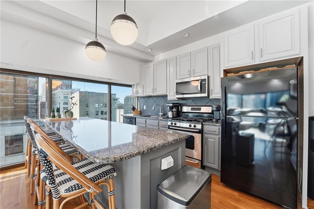 1101 Walnut Street — photo 9