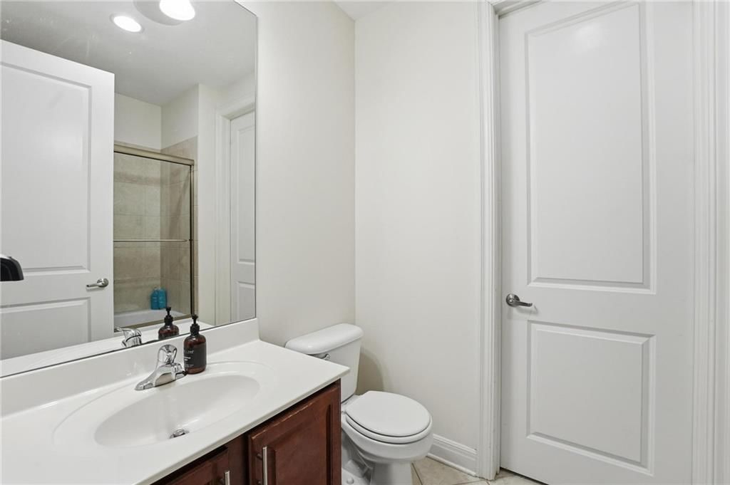 1101 Walnut Street — photo 15