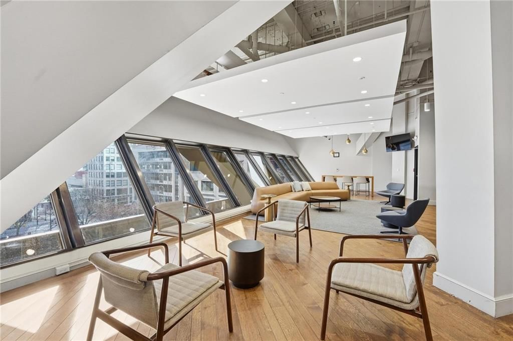 1101 Walnut Street — photo 33