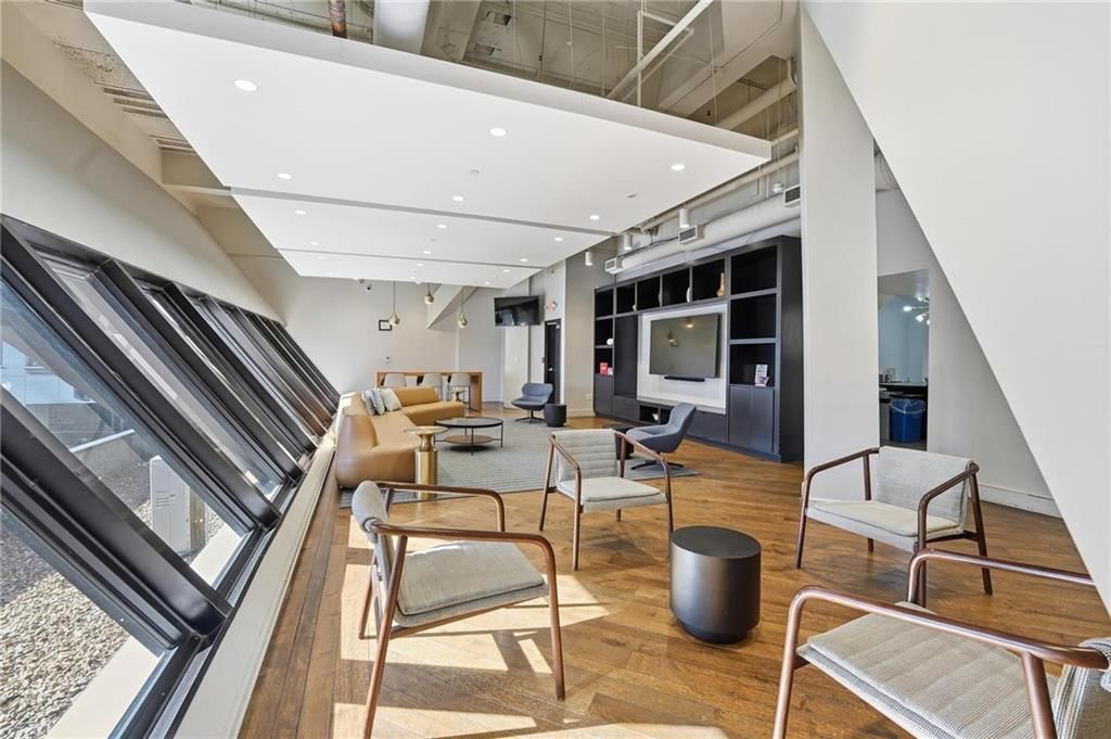 1101 Walnut Street — photo 34