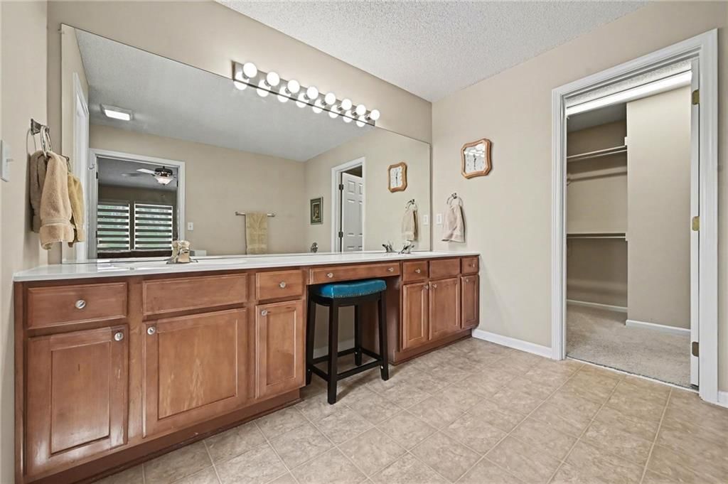 5505 N Wyoming Street — photo 13