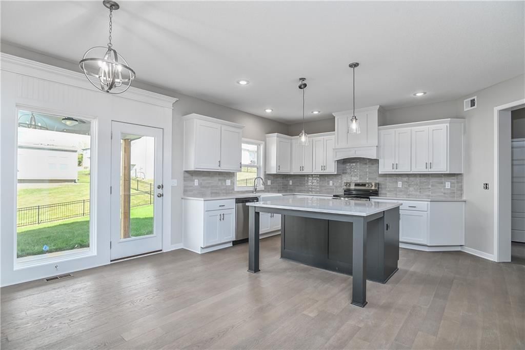 2714 W Park Street — photo 12