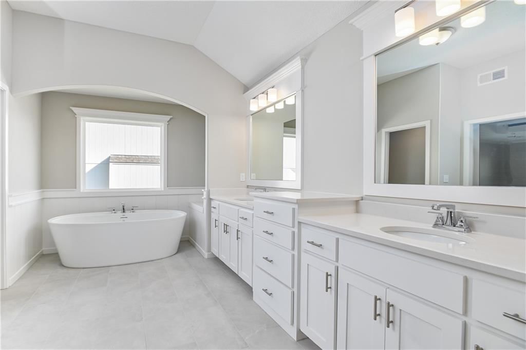 2714 W Park Street — photo 24