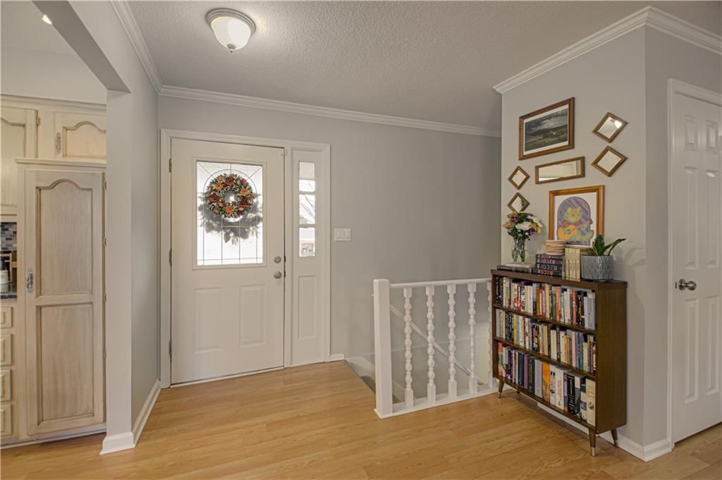 4916 S Shrank Drive — photo 3