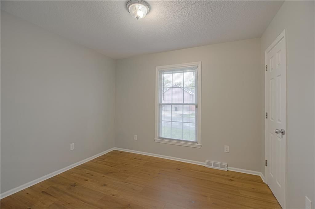 4916 S Shrank Drive — photo 19