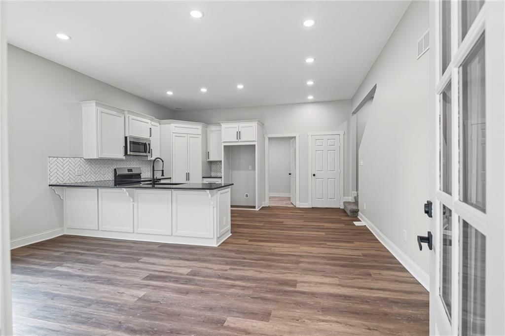 419 Linn Street — photo 5