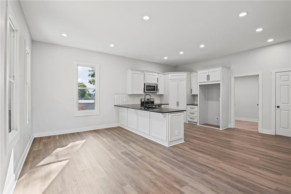 419 Linn Street — photo 8