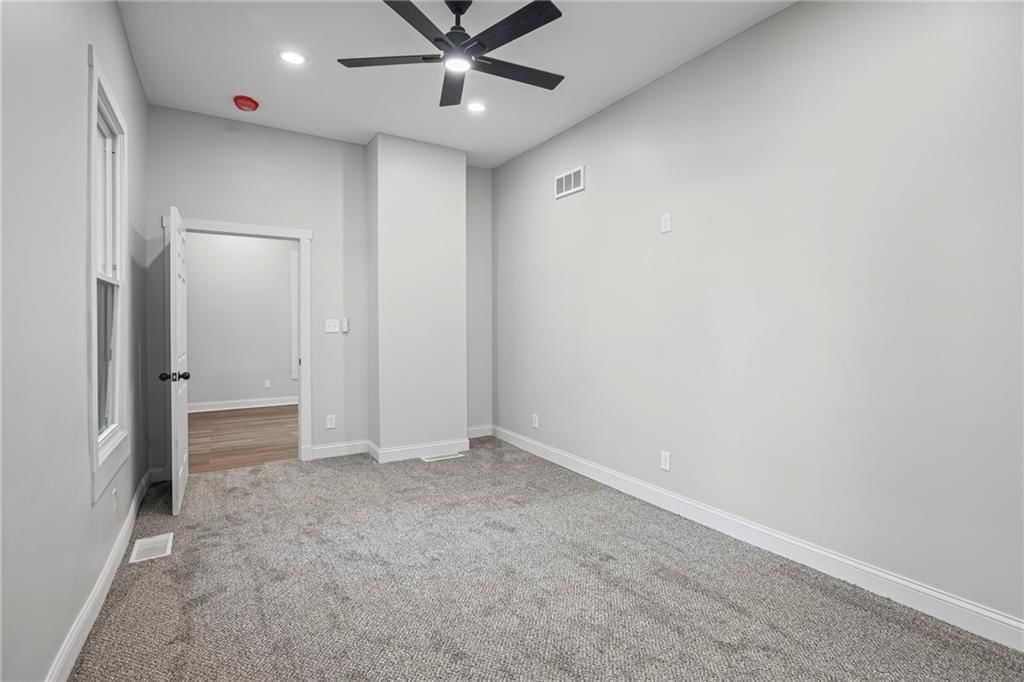 419 Linn Street — photo 25