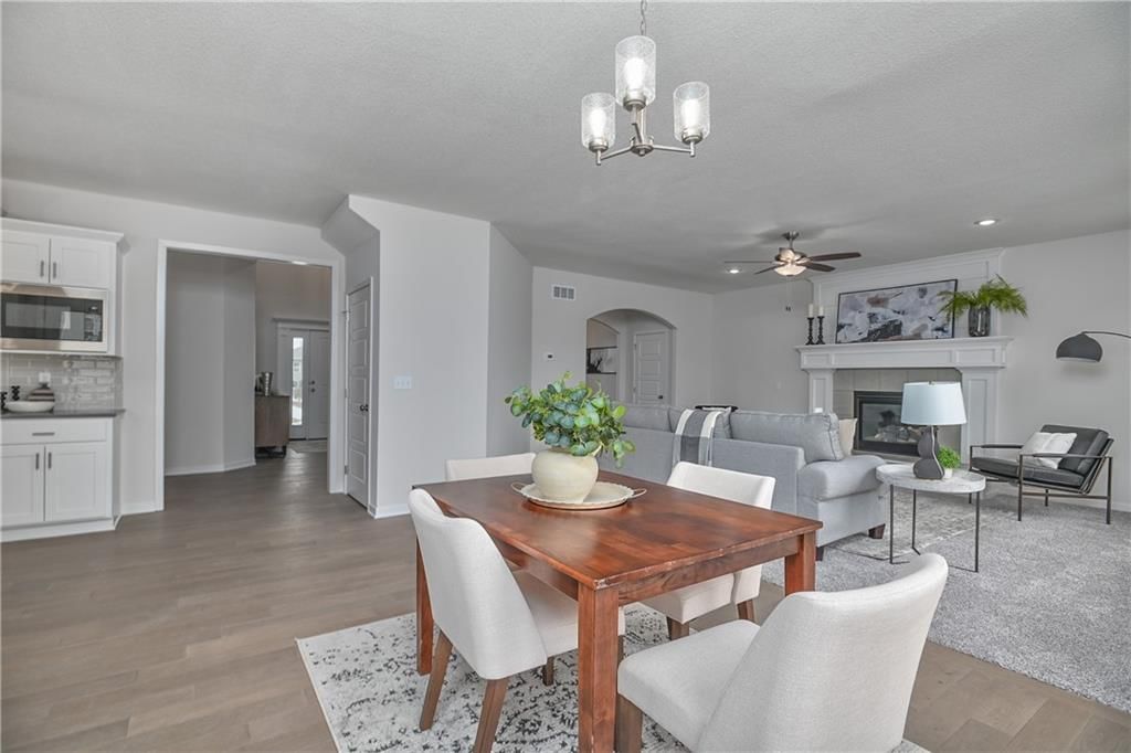 2740 W Park Street — photo 17
